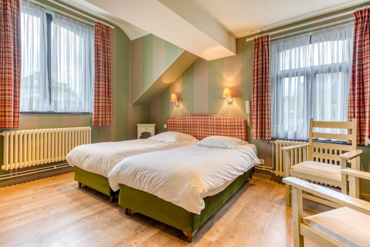 Hotel Le Cor De Chasse เซนต์-ฮิวเบิร์ต ภายนอก รูปภาพ