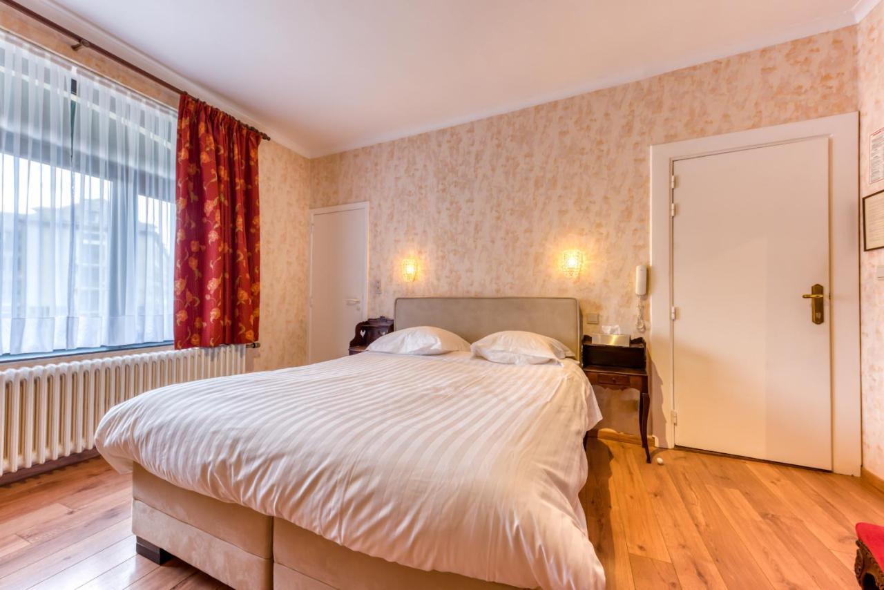 Hotel Le Cor De Chasse เซนต์-ฮิวเบิร์ต ภายนอก รูปภาพ